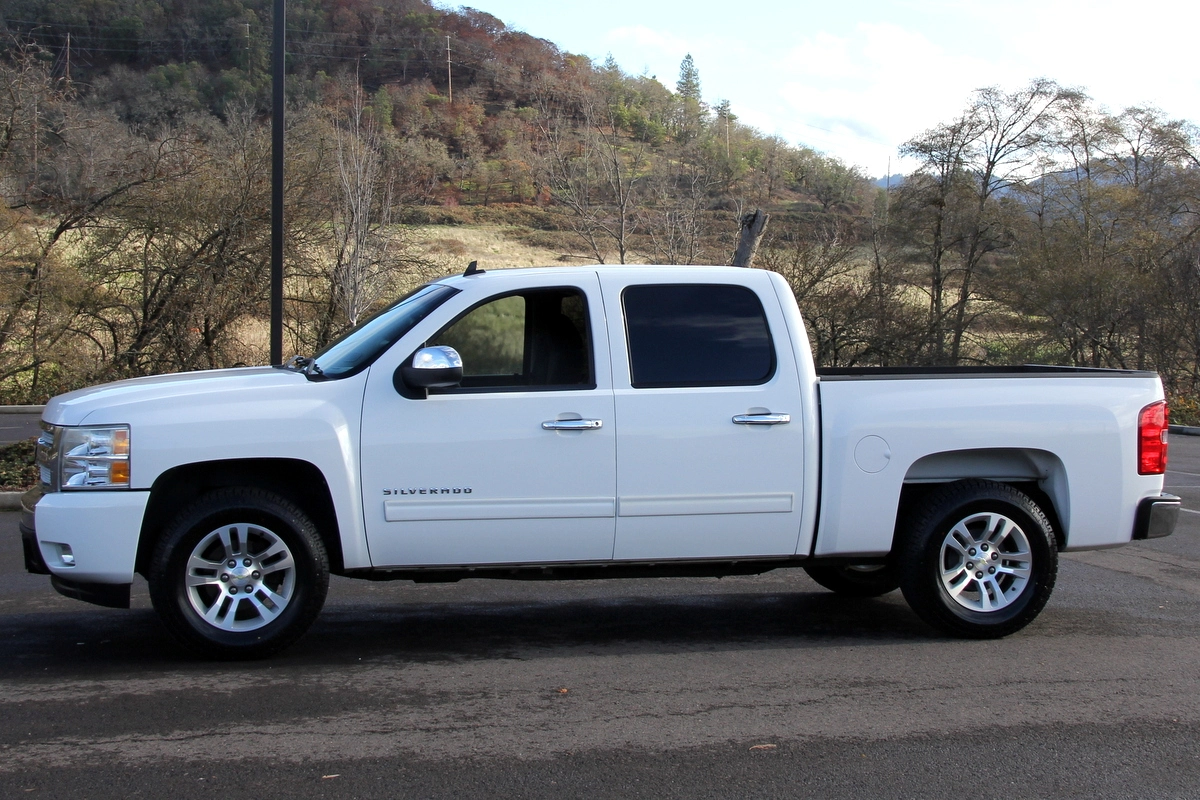 2011 Chevrolet Silverado LT 2WD for sale
