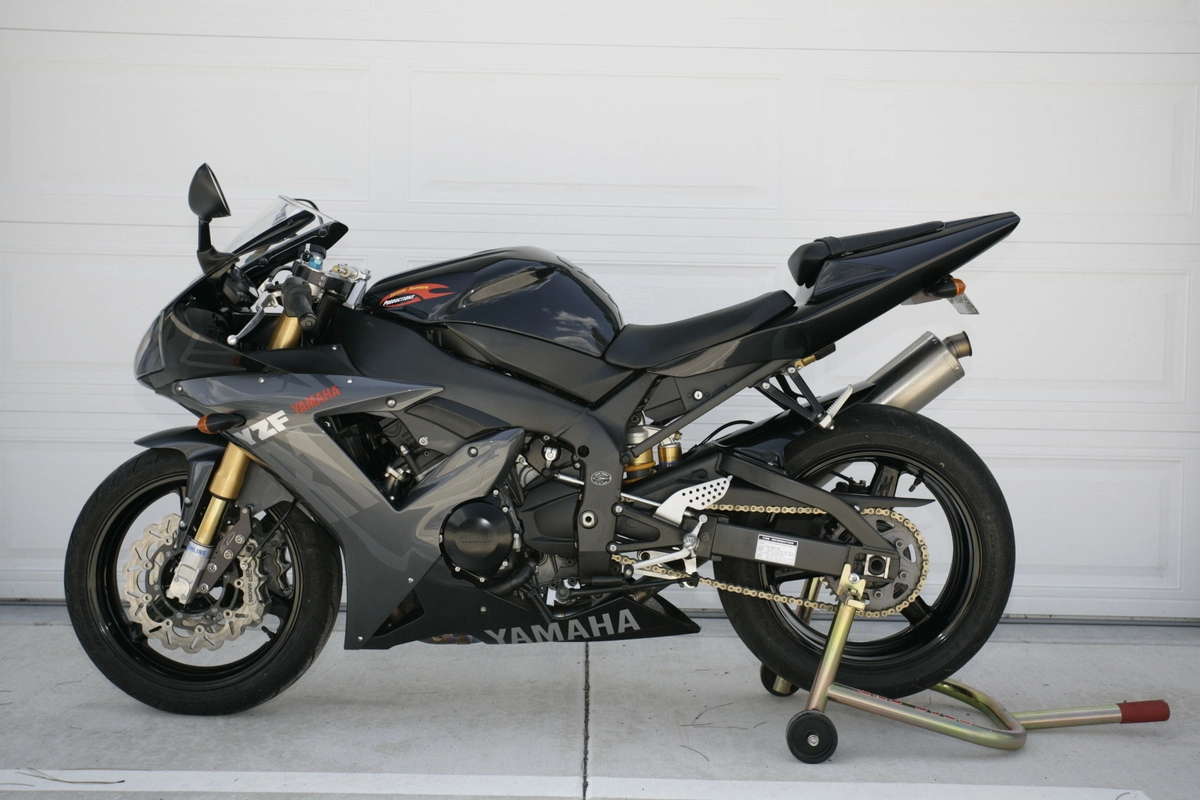 2009 Yamaha R1 Jamie James Edition for sale