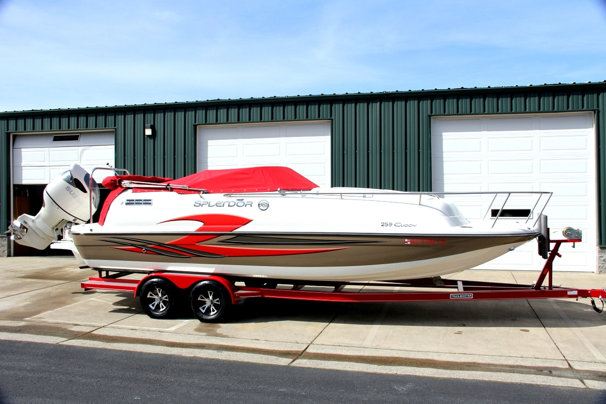 2021 Splendor 259 Cuddy Cabin for sale