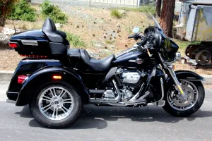 Tri Glide Ultra FLHTCUTG  Motorcycle for sale