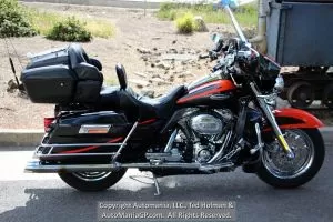CVO Screamin' Eagle Electra Glide Ultra Classic FLHTCUSE2 Motorcycle for sale